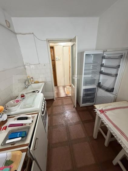 Apartament cu 2 camere semidecomandat, mobilat în Mazepa 2