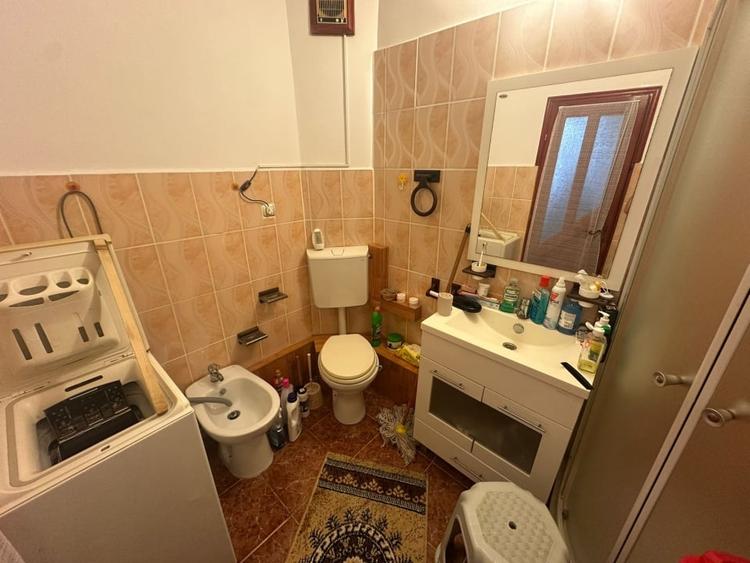 Garsonieră decomandată, mobilată în Cugir