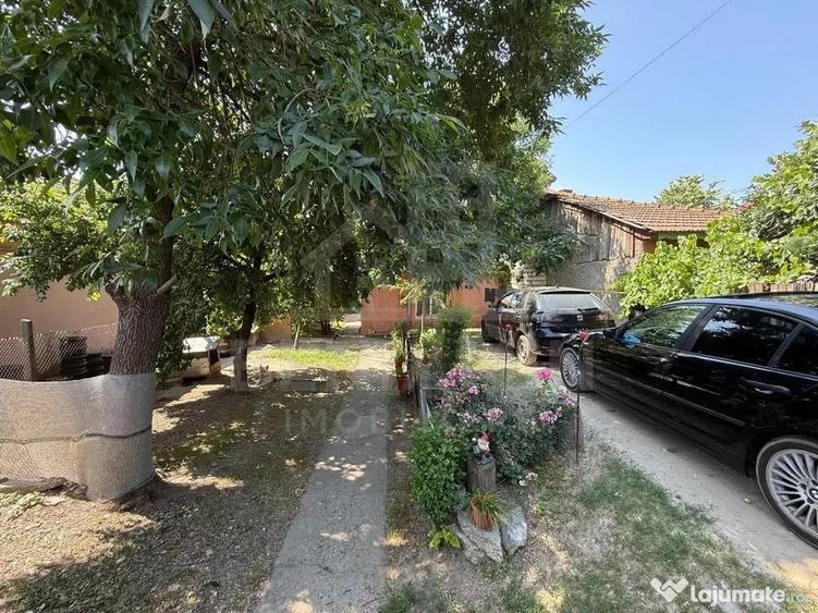 Casă cu 2 camere cu Teren 432 Mp în Brestei