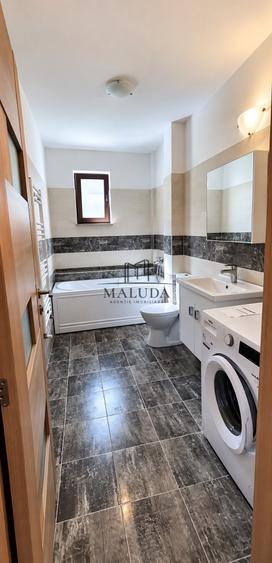 Apartament cu 2 camere decomandat, mobilat în Trivale
