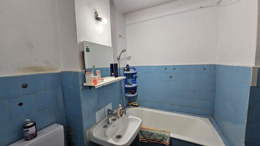 Apartament cu 2 camere semidecomandat în Nord