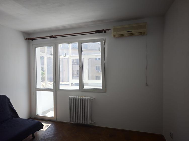 Apartament cu 3 camere în Kogălniceanu