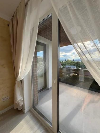 Apartament cu 2 camere semidecomandat în Florești