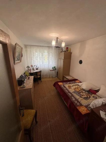 Apartament cu 3 camere decomandat în Micro 39
