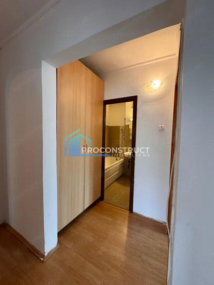 Apartament cu 4 camere decomandat, mobilat în Freidorf