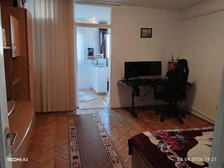 Garsonieră decomandată în Valea Rosie
