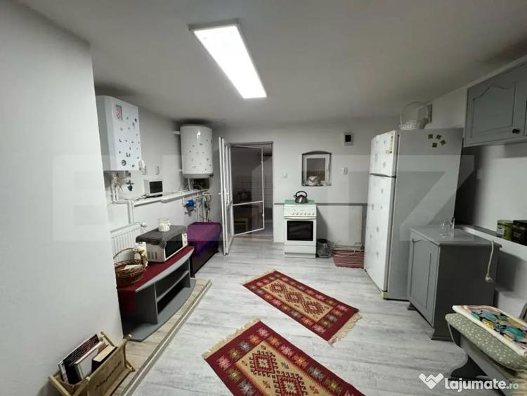 Casă cu 4 camere cu Teren 1000 Mp în Central