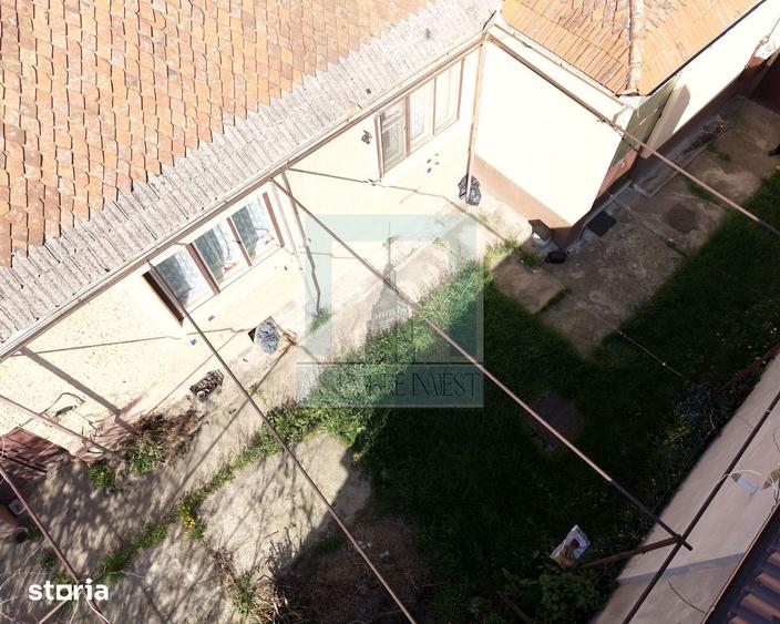 Casă cu 3 camere cu Canalizare în Hălchiu