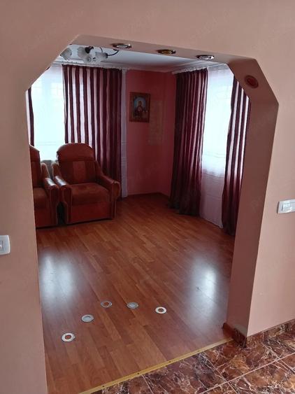 Casă cu 1 camere cu Teren 2500 Mp în Tulnici