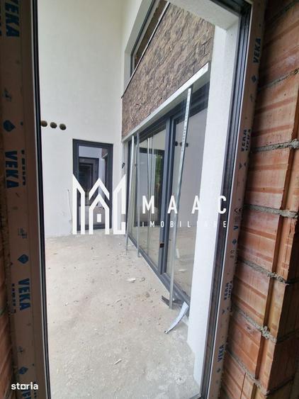 Apartament cu 4 camere în Cristian