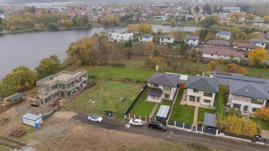 Casă individuală cu 5 camere cu Canalizare în Corbeanca