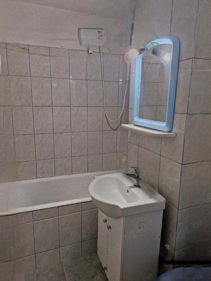Garsonieră decomandată în Debarcader