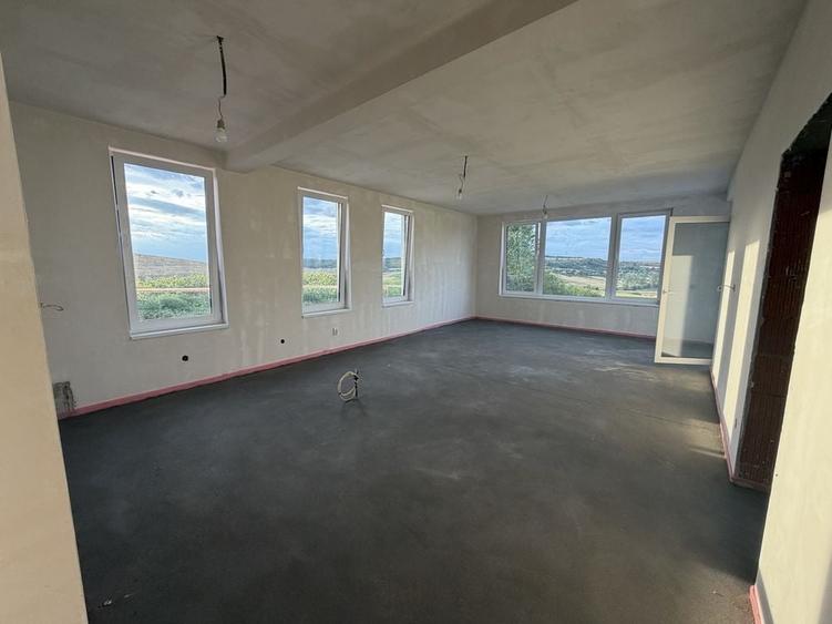 Casă cu 3 camere în Hidiș