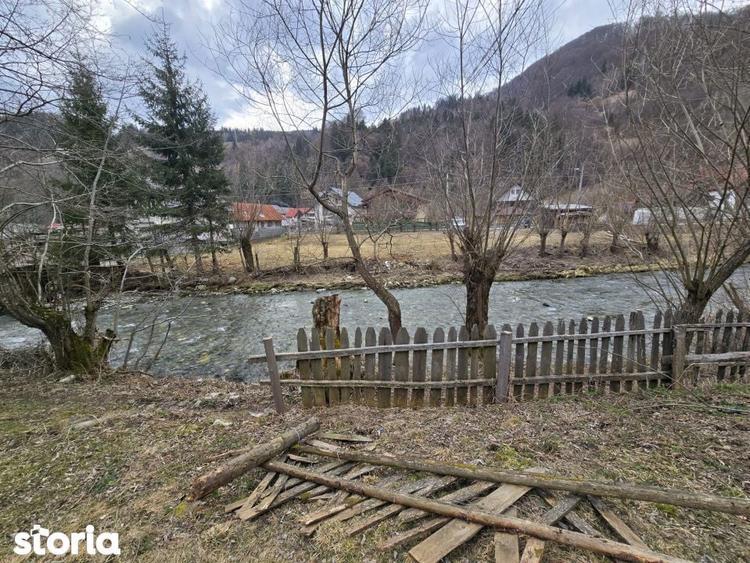 Casa de vanzare in zona pitoreasca Satic Rucar, langa raul Dambovi - 1