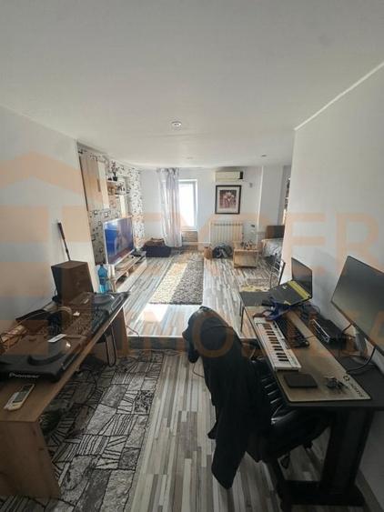 Apartament cu 2 camere decomandat, mobilat în Ultracentral