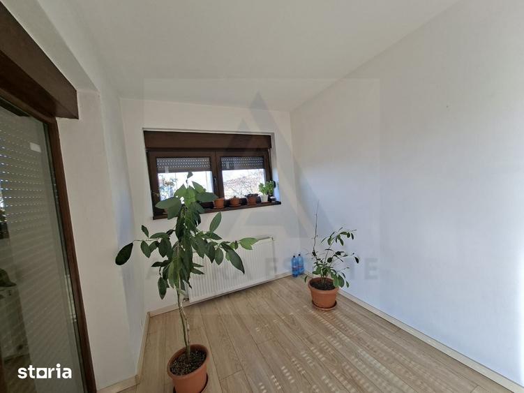 Casă cu 5 camere cu Teren 372 Mp în Daia