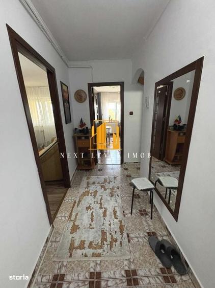 Apartament cu 3 camere decomandat în Bere