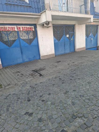 Spațiu comercial, de 150 mp, în Central