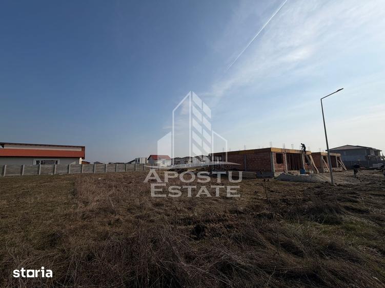 Teren de 600 mp, în Central