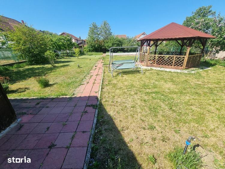Casă cu 7 camere decomandat cu Teren 767 Mp în Ultracentral