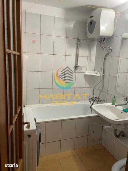 Apartament cu 3 camere semidecomandat în Tineretului
