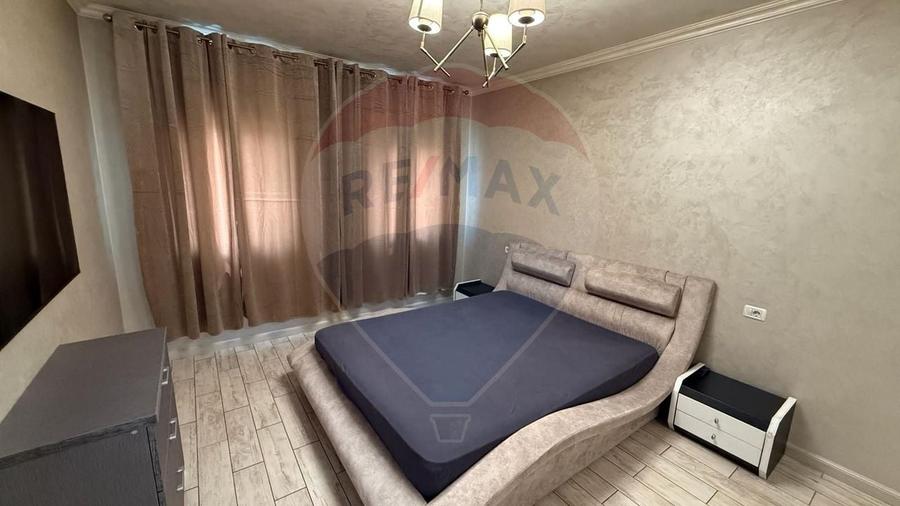 Casă individuală cu 5 camere cu Teren 400 Mp în Vânători