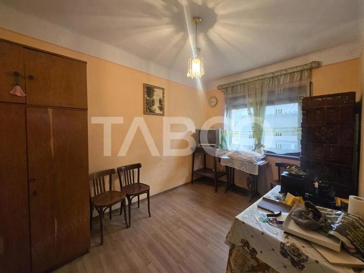 Casă cu 4 camere cu Teren 620 Mp în Central