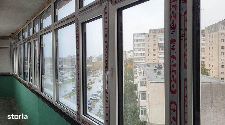 Apartament cu 3 camere semidecomandat în Unirii Nord
