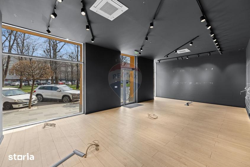 Spațiu comercial, de 160 mp, în Ultracentral