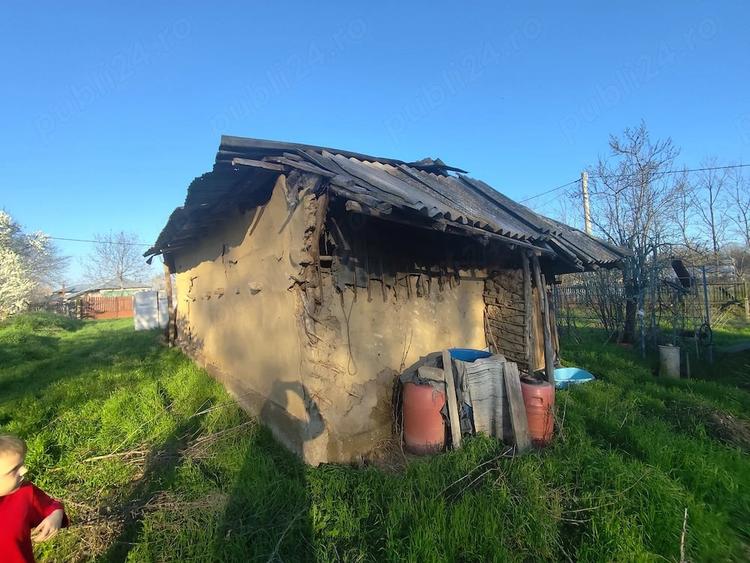 Teren de 2048 mp, în Valea Popii