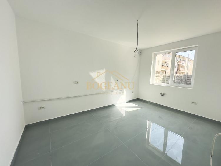 Duplex cu 4 camere cu Canalizare în Chișoda