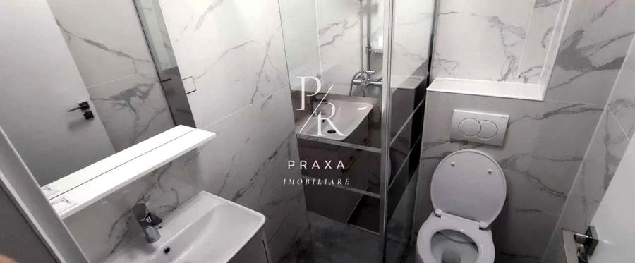 Apartament cu 3 camere semidecomandat, mobilat în Florești