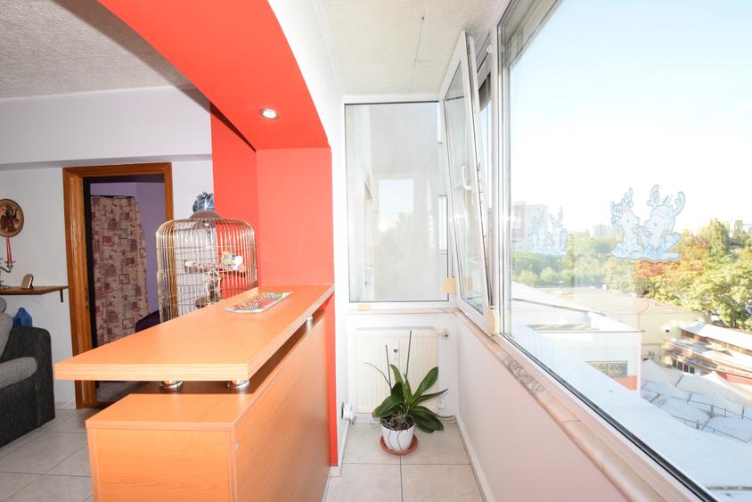 Apartament cu 3 camere semidecomandat în Nicolae Grigorescu