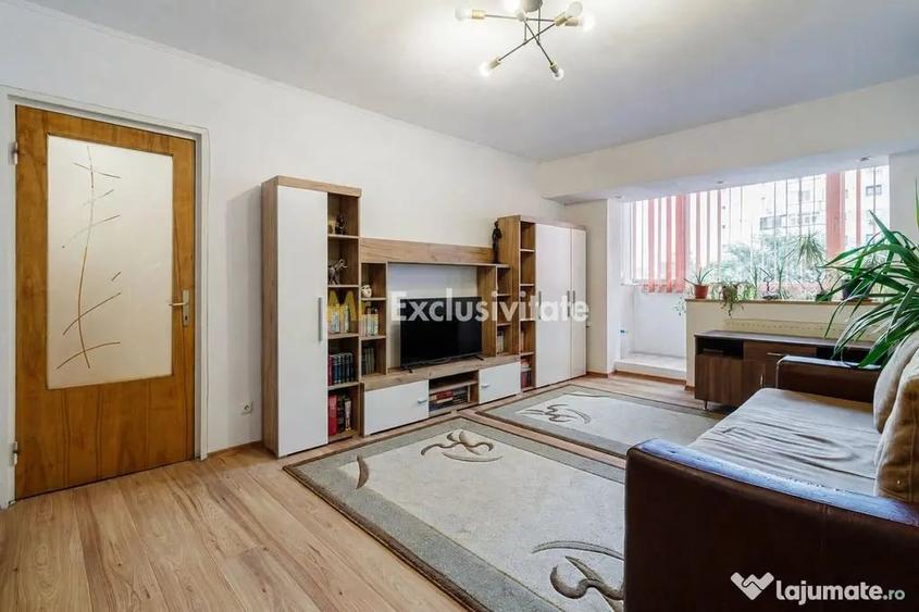 Apartament cu 3 camere decomandat în 13 Septembrie