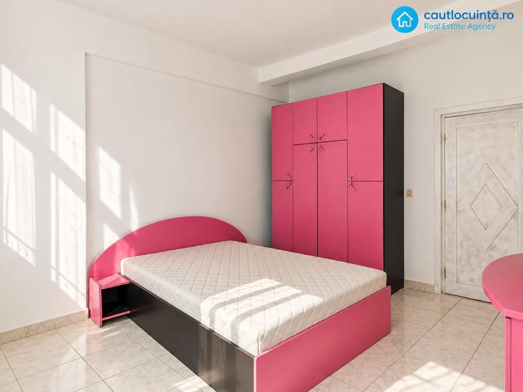 Apartament cu 3 camere decomandat în Unirii