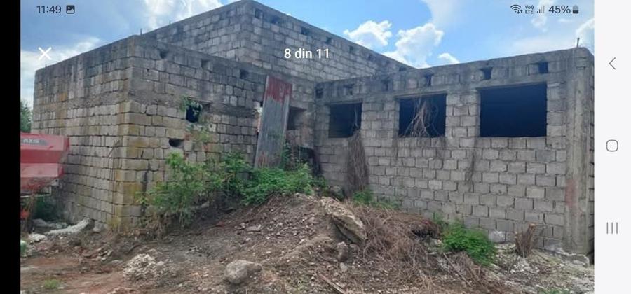 Casă cu 4 camere cu Teren 330 Mp în Băcia