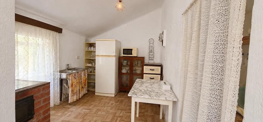 Casă cu 3 camere cu Teren 908 Mp în Central