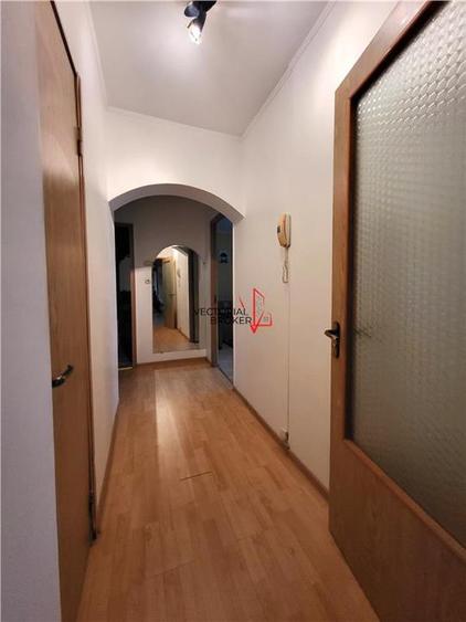 Apartament cu 4 camere decomandat în Nicolae Grigorescu