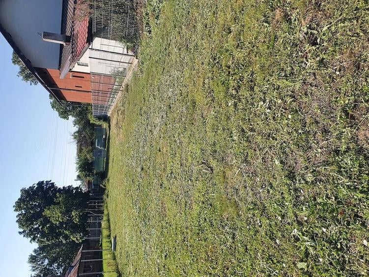 Teren de 1000 mp, în Poienarii Burchii