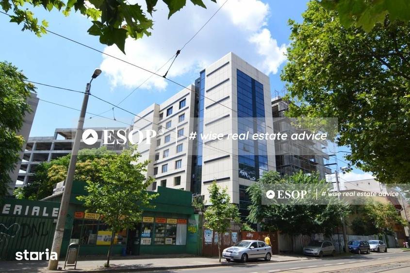 Spațiu comercial, de 1,765 mp, în Decebal