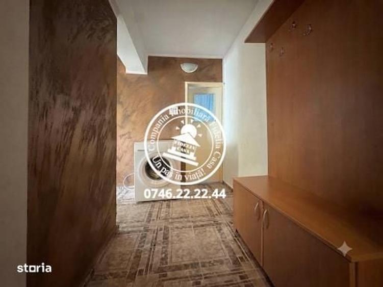 Apartament cu 3 camere decomandat, mobilat în Frumoasa