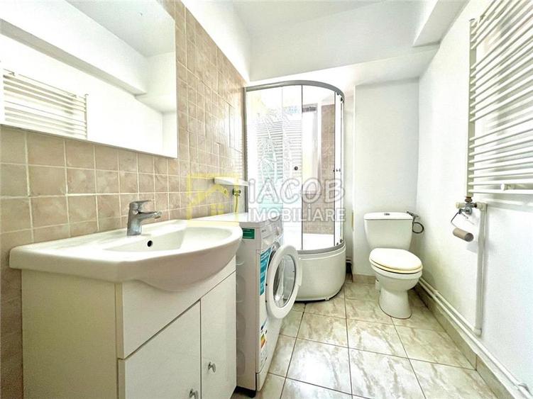 Apartament cu 2 camere nedecomandat, mobilat în Ultracentral