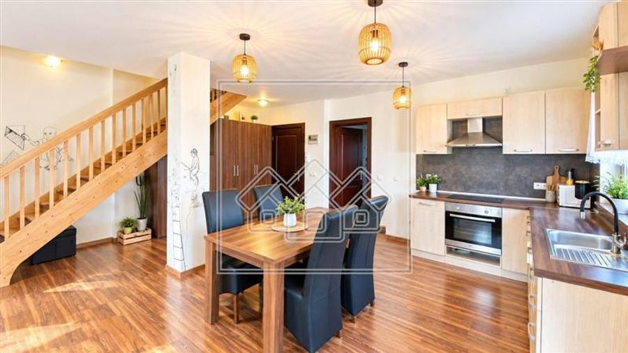 Apartament cu 3 camere decomandat în Calea Dumbrăvii