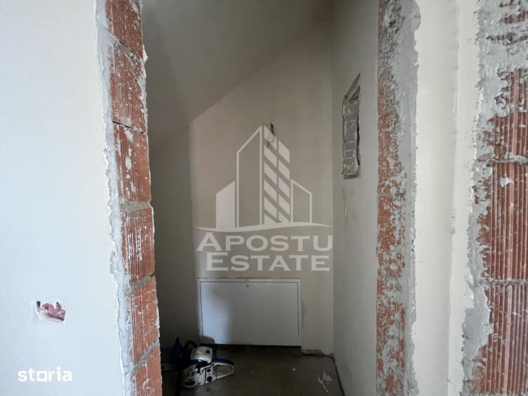 DE VANZARE casa alipita in Covaci cu curte mare - 17