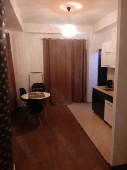 Garsonieră decomandată în Central