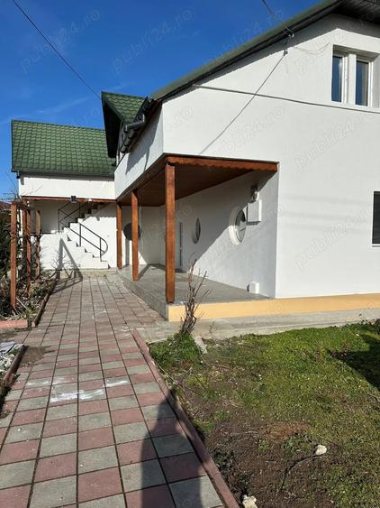 Casă cu Teren 628 Mp în Limanu