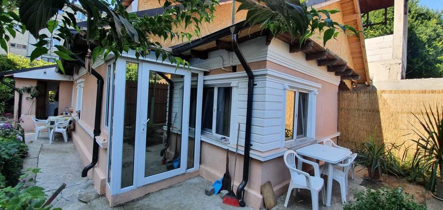 Casă cu 4 camere în Sud