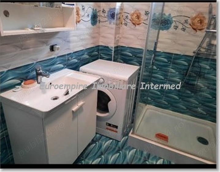 Casă cu 6 camere cu Teren 400 Mp în Central