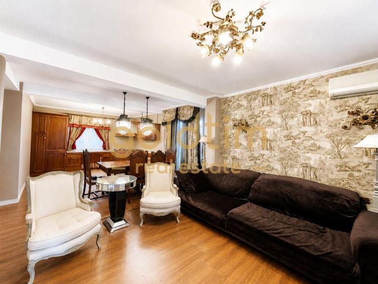 Casă individuală cu 5 camere cu Piscina în Gulia