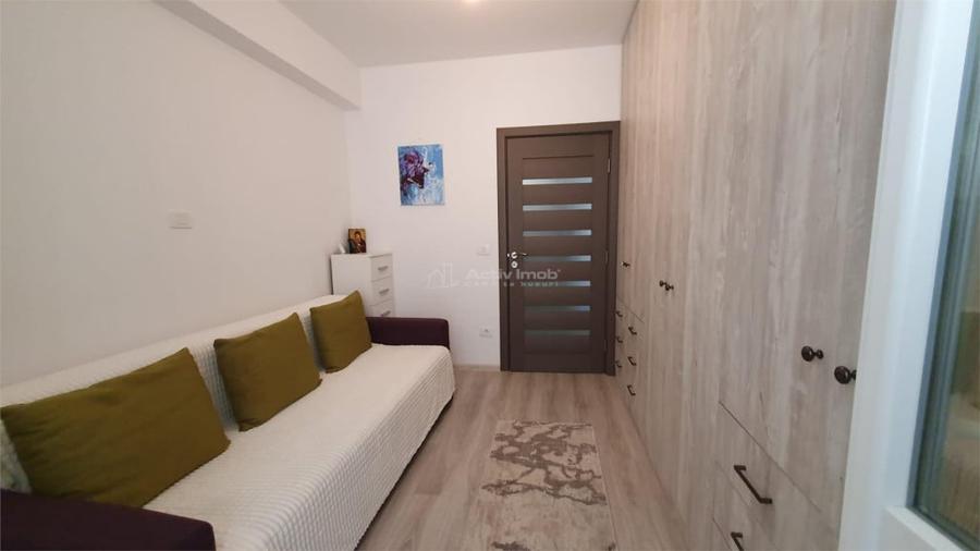 Apartament cu 3 camere decomandat în Burdujeni